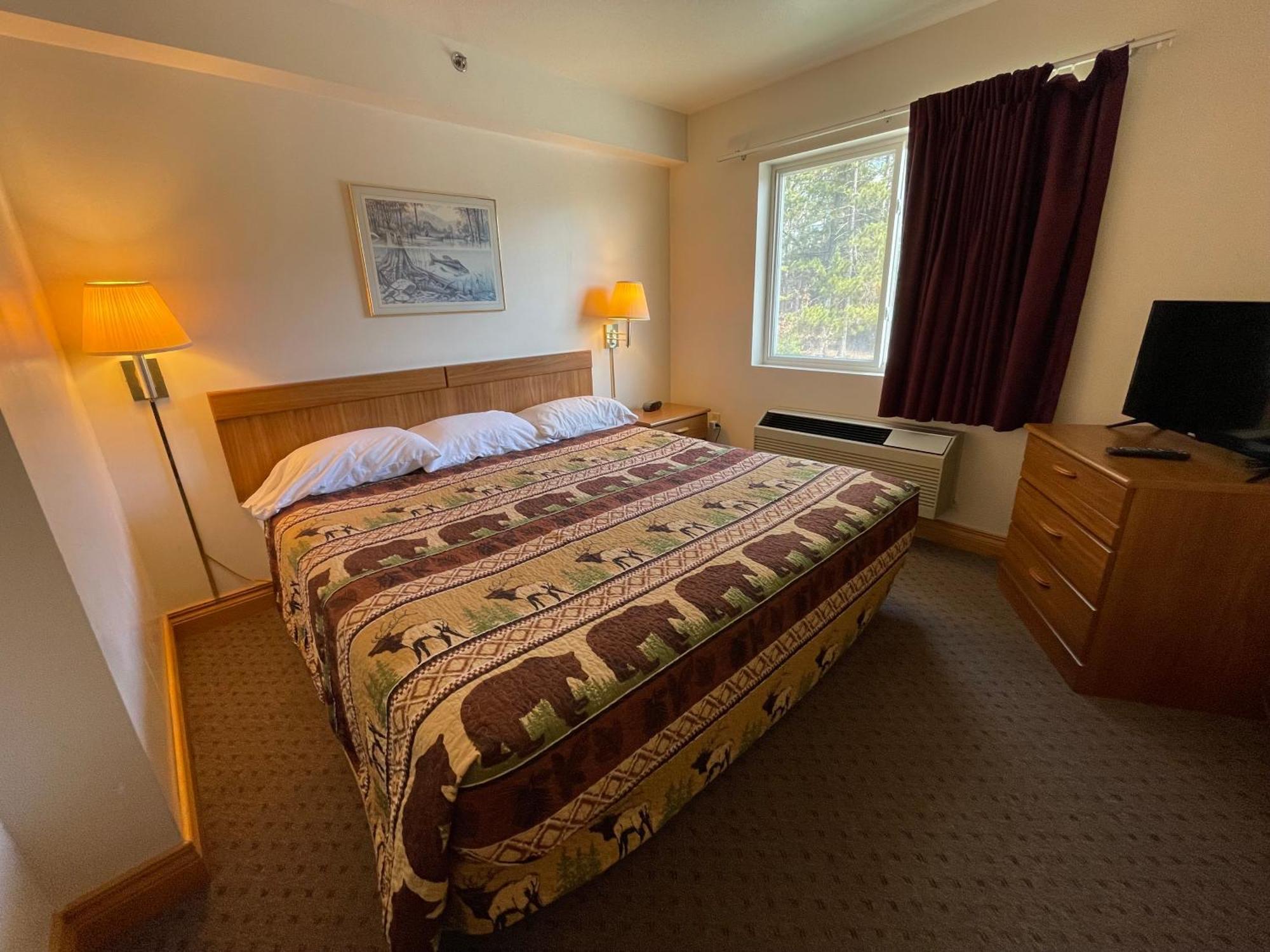 Ausable Valley Inn Mio Luaran gambar